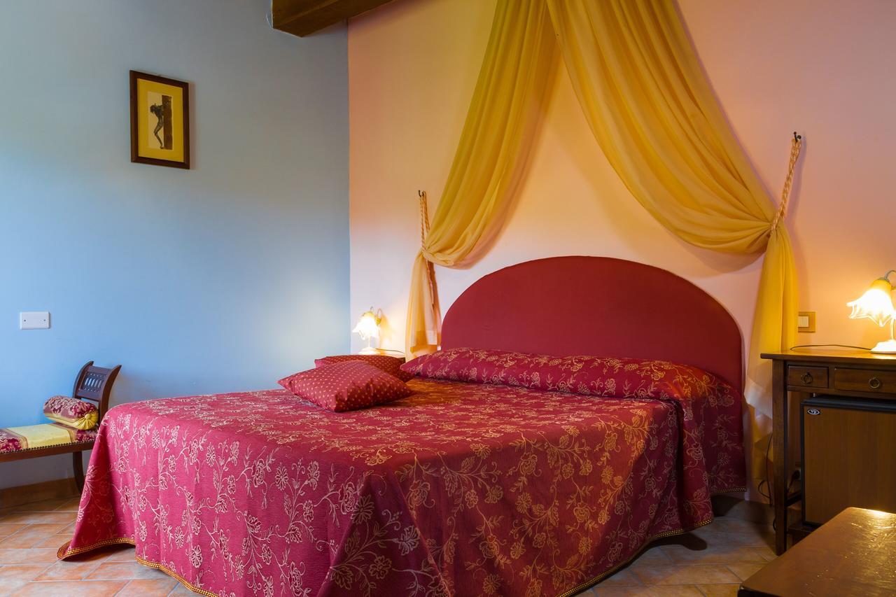 Agriturismo Vecchio Gelso Ortezzano Экстерьер фото